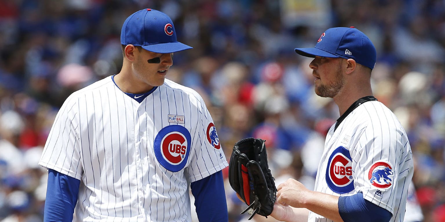WATCH: Cubs lefty Jon Lester tosses his glove to first base for the out