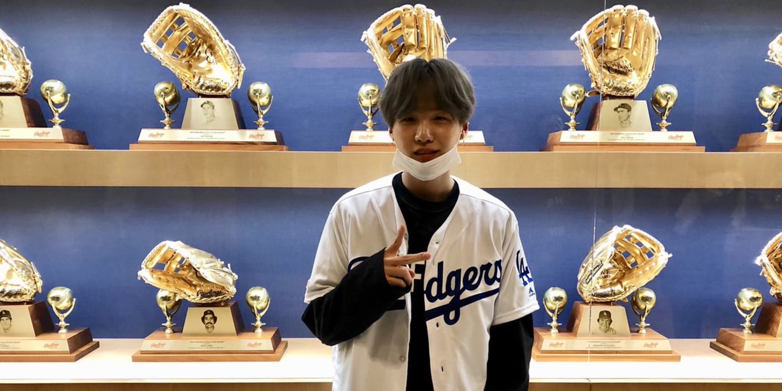 BTS's Suga Witnessed LA Dodgers Ryu Hyun Jin's Shut out and Then Met Him in  Person - Koreaboo