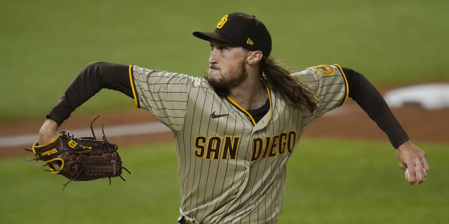 Padres remove Mike Clevinger from NLDS roster due to elbow injury