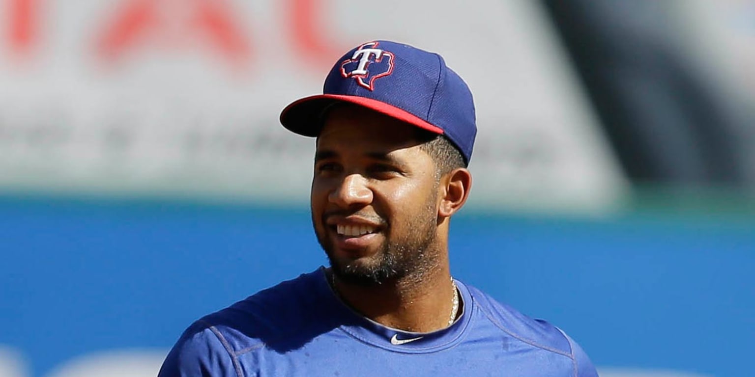 Healthy Elvis Andrus arrives at Rangers' camp