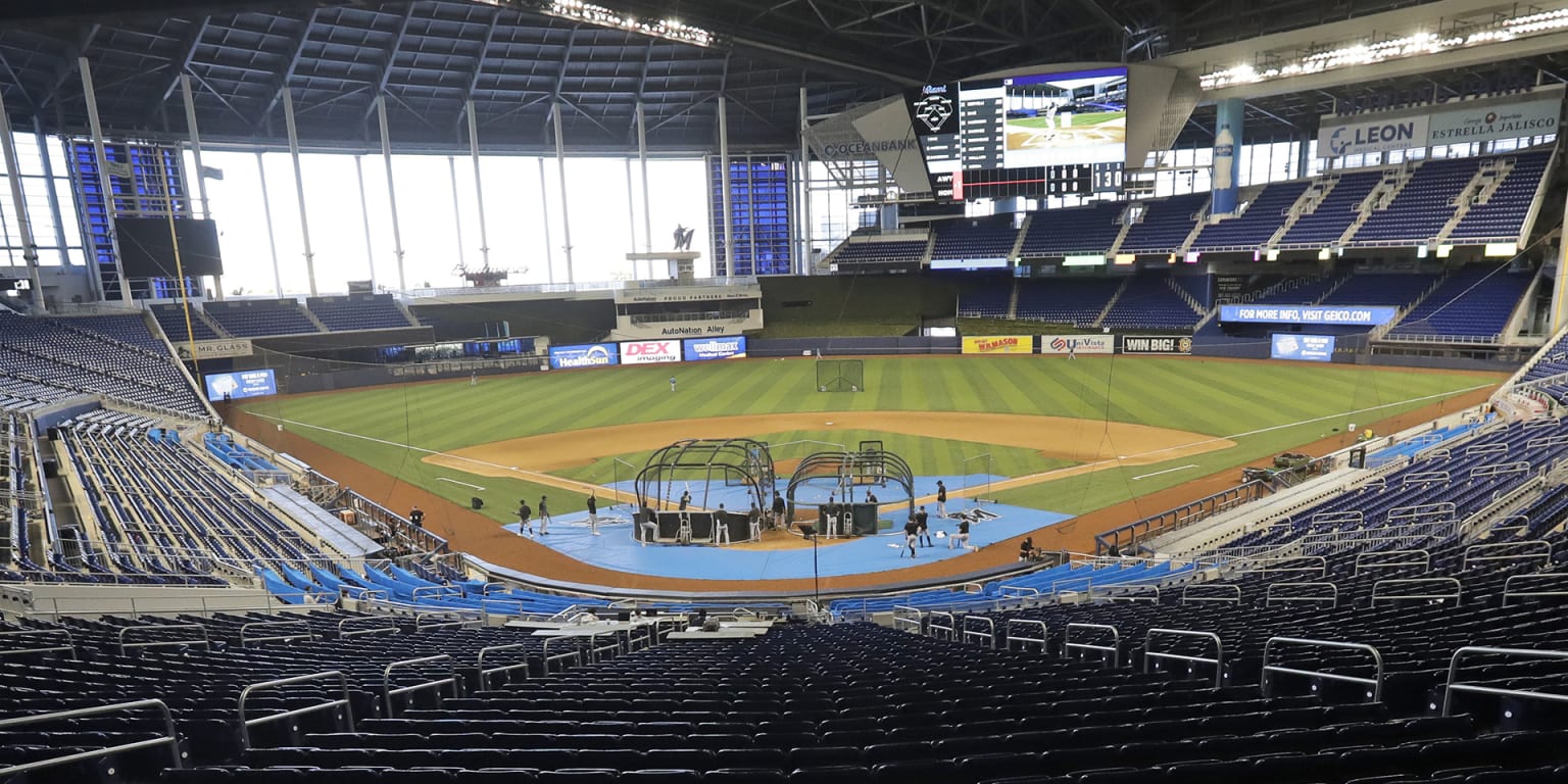 Mets-Marlins game, start of Subway Series postponed