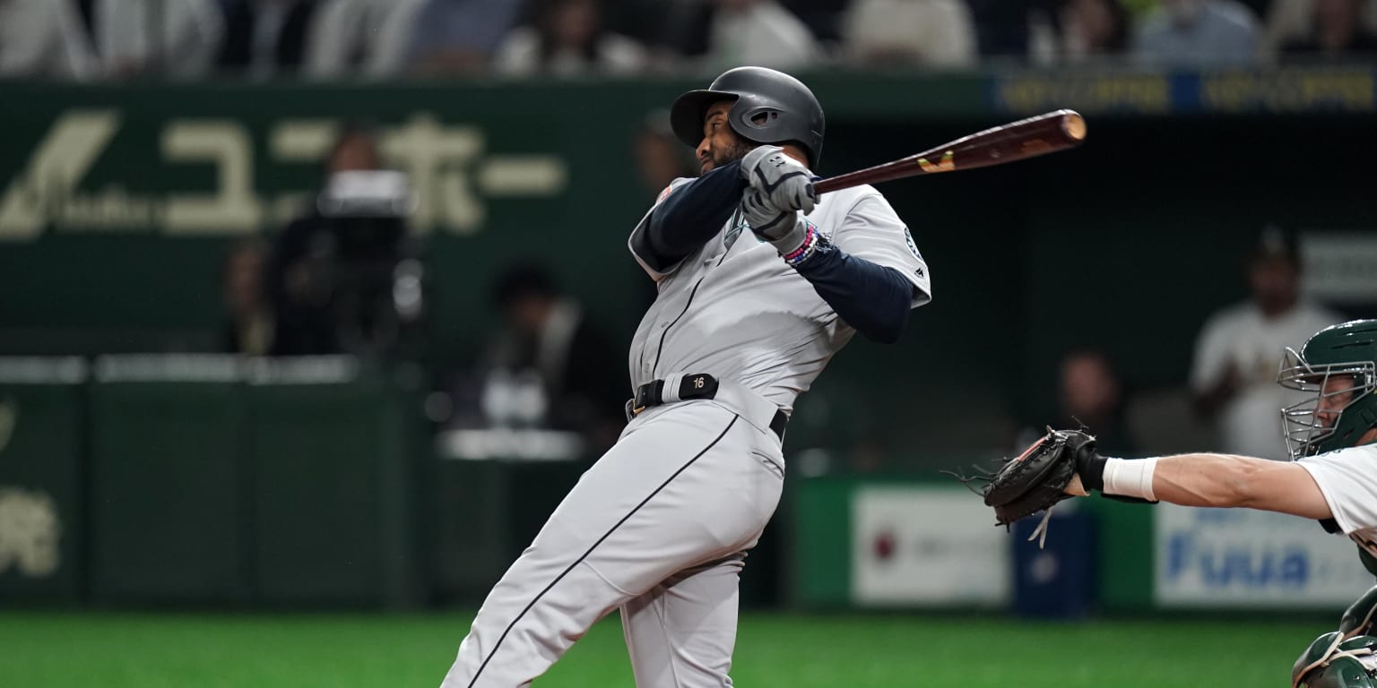 Domingo Santana clubs first major-league home run in Astros' win