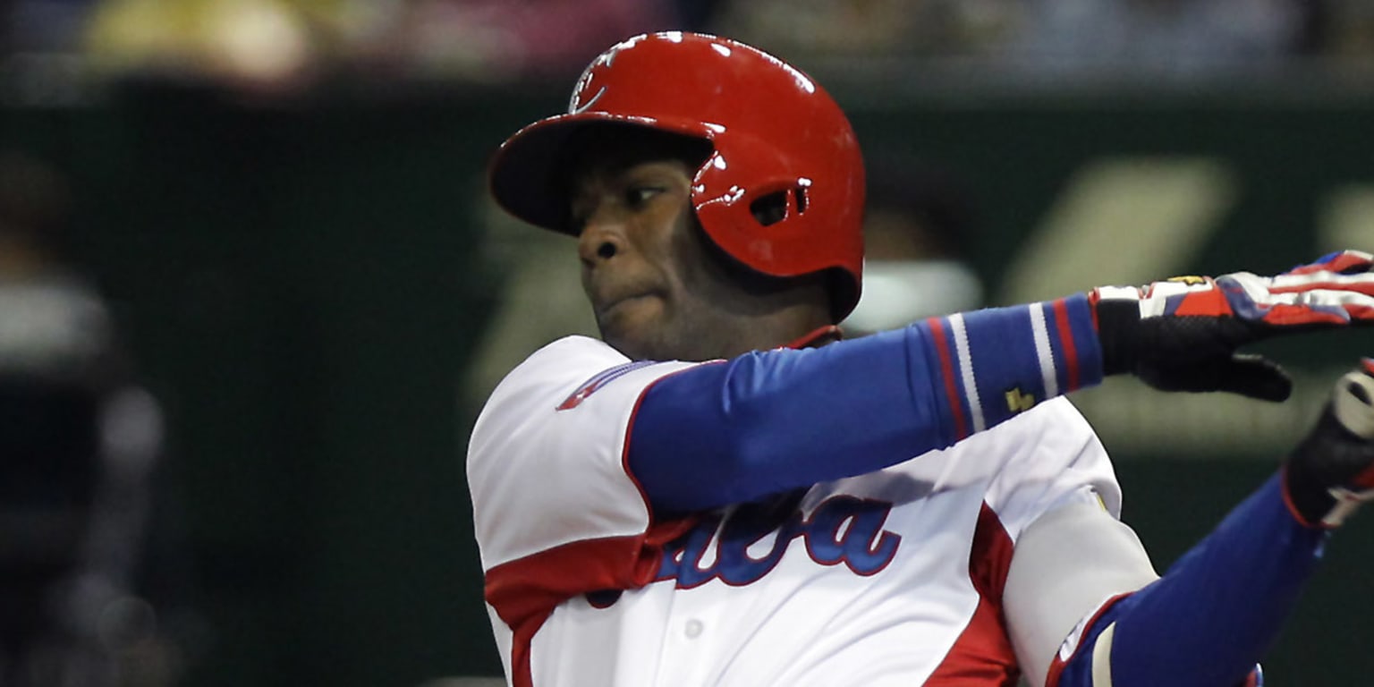 Mariners announce the signing of Cuban outfielder Guillermo Heredia