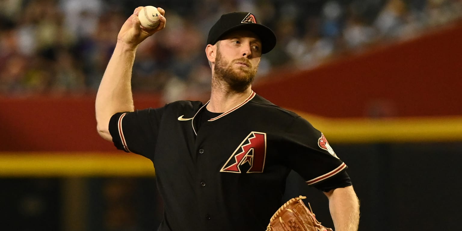 Kelly throws 7 strong innings, Diamondbacks beat Braves 3-2 for