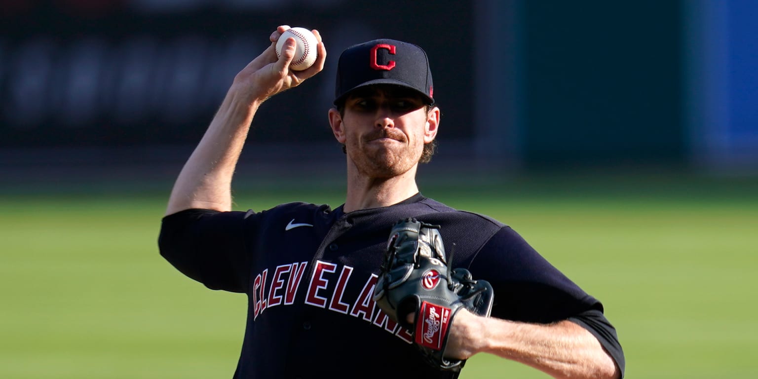 Indians' Bieber balancing strikeouts with ability to pitch deeper into games