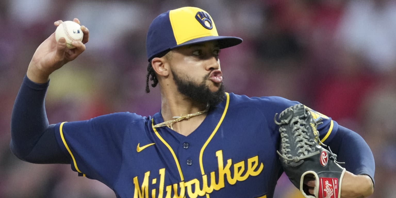 It's official: Brewers' reliever Devin Williams is an all-star