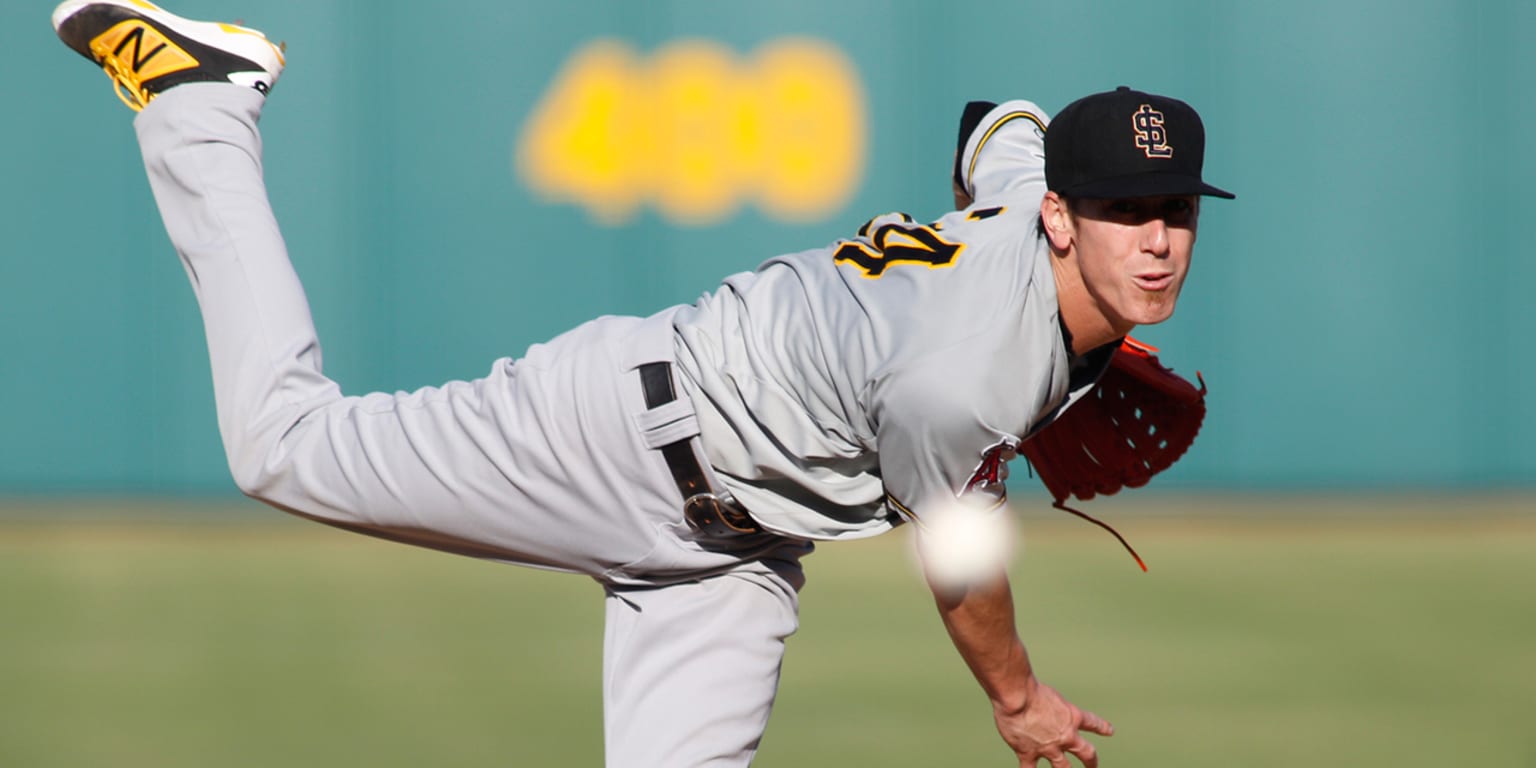 Tim Lincecum signs Angels contract