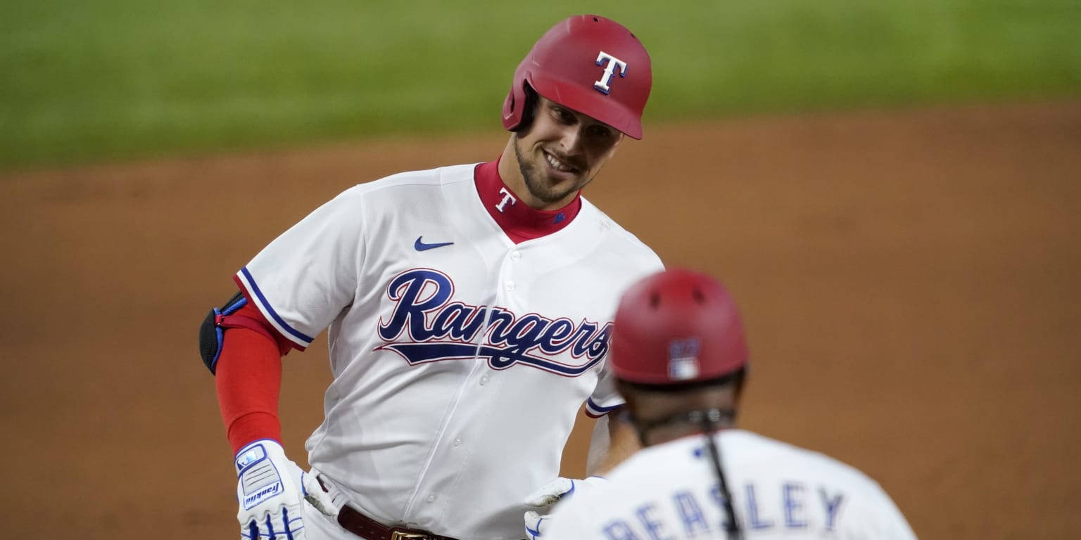 Nate Lowe homers twice as Rangers beat Blue Jays