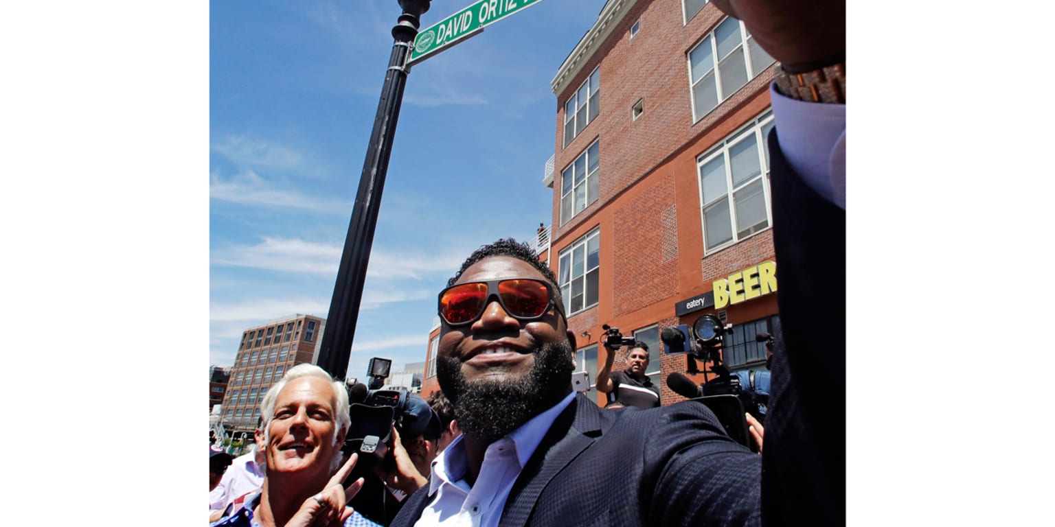 Oficial: Puente cerca del Fenway recibirá el nombre de David Ortiz