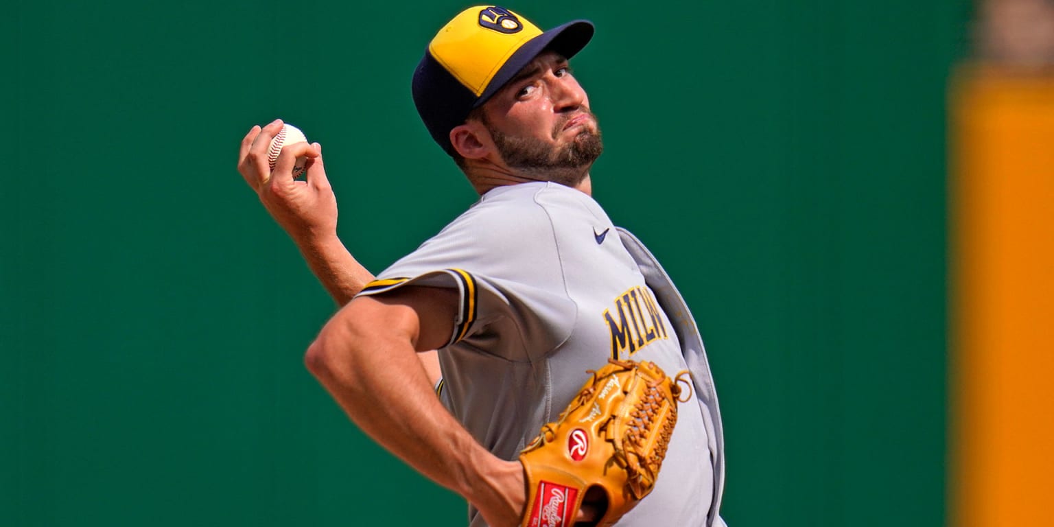 Milwaukee Brewers starting pitcher Aaron Ashby (26) in action during a  baseball game against the Washington Nationals, Friday, June 10, 2022, in  Washington. (AP Photo/Nick Wass Stock Photo - Alamy