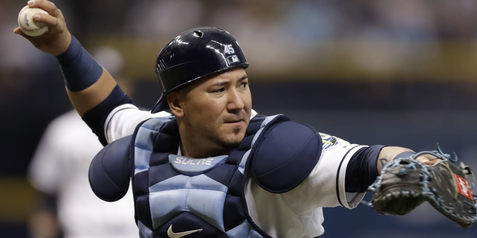 Jesus Sucre late to Orioles' spring camp