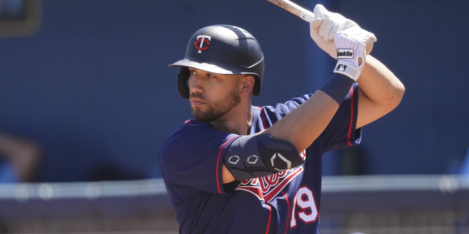 Alex Kirilloff makes his case to return to Twins with his bat