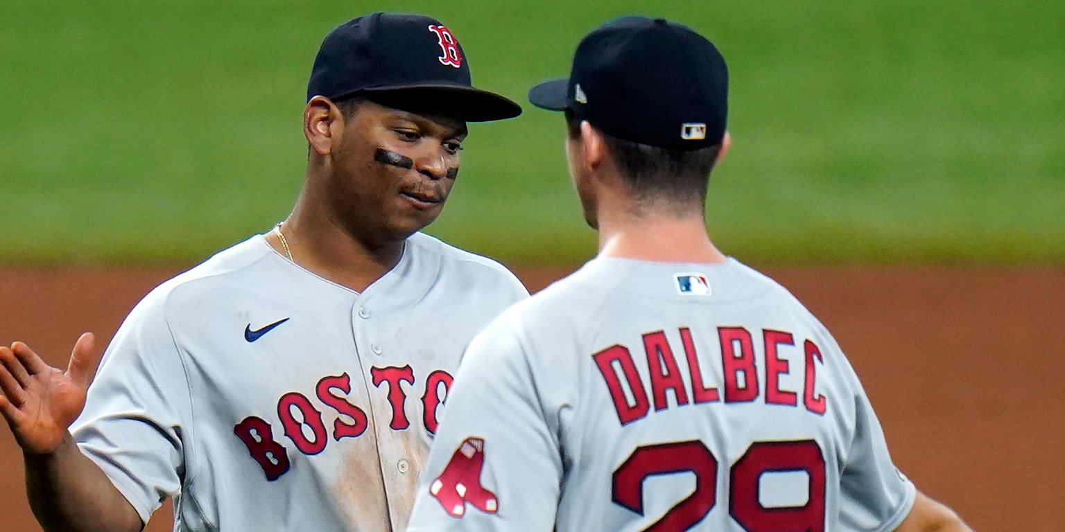 Red Sox's Bobby Dalbec dealing with minor injury after being hit by pitch 