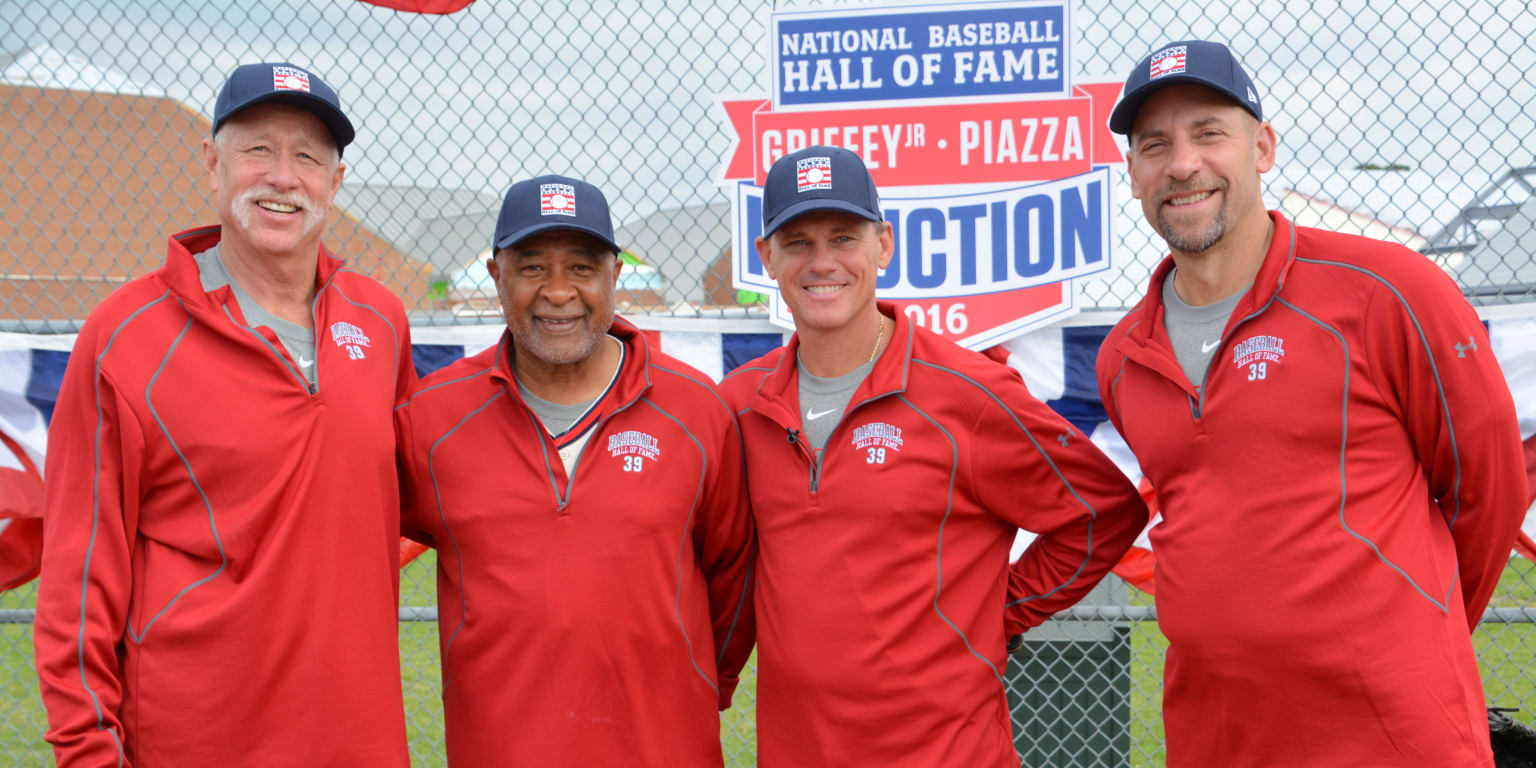 Ozzie Smith back to leading annual clinic