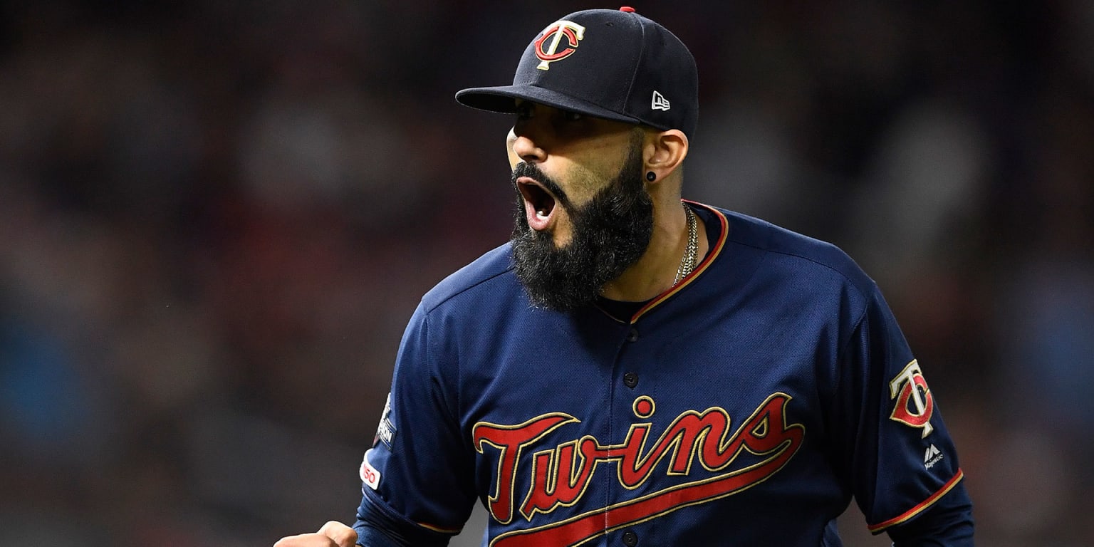 Jays close to adding reliever Sergio Romo to bullpen mix