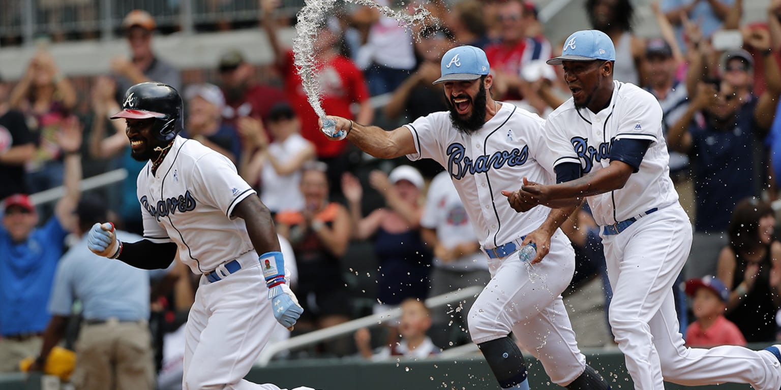 Dansby Swanson: Father's Day 2020 