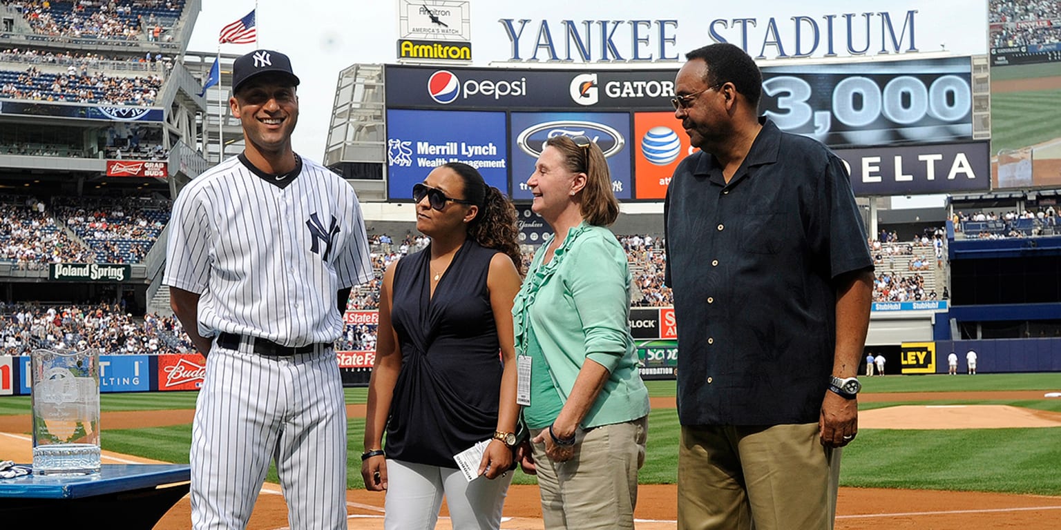 Why Derek Jeter picked Mother's Day for his No. 2 retirement ceremony -  Newsday