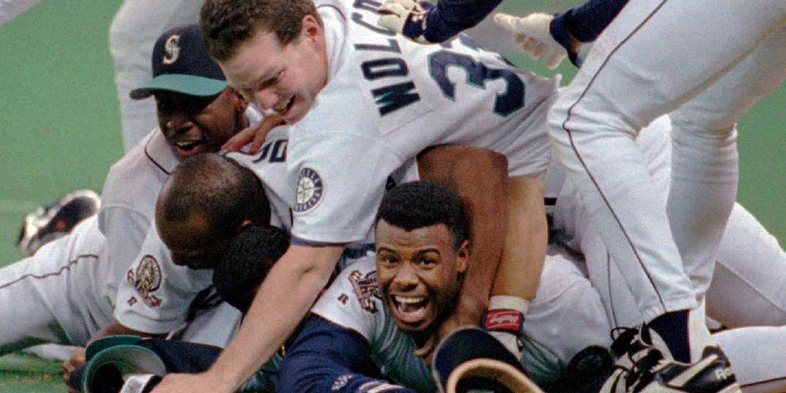 How Ken Griffey Jr.'s mad dash home in 1995 saved baseball in