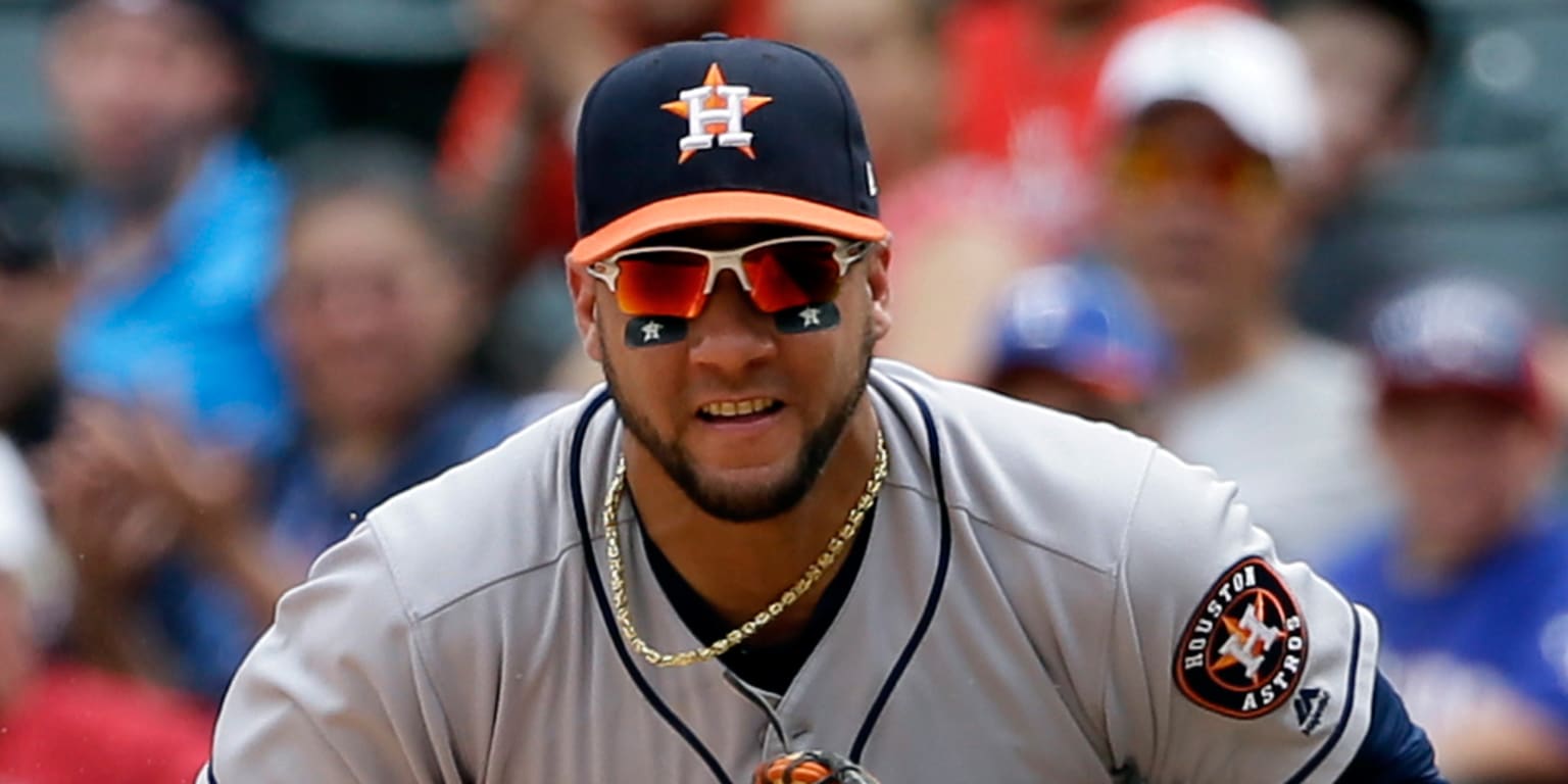 La Piña Caliente! Yuli Gurriel Powering Astros Toward Playoffs - The Runner  Sports