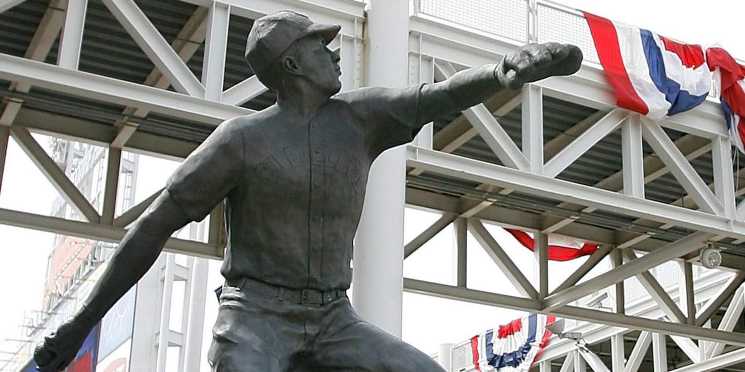 Verlander gets his contract (and he'll get his statue) 