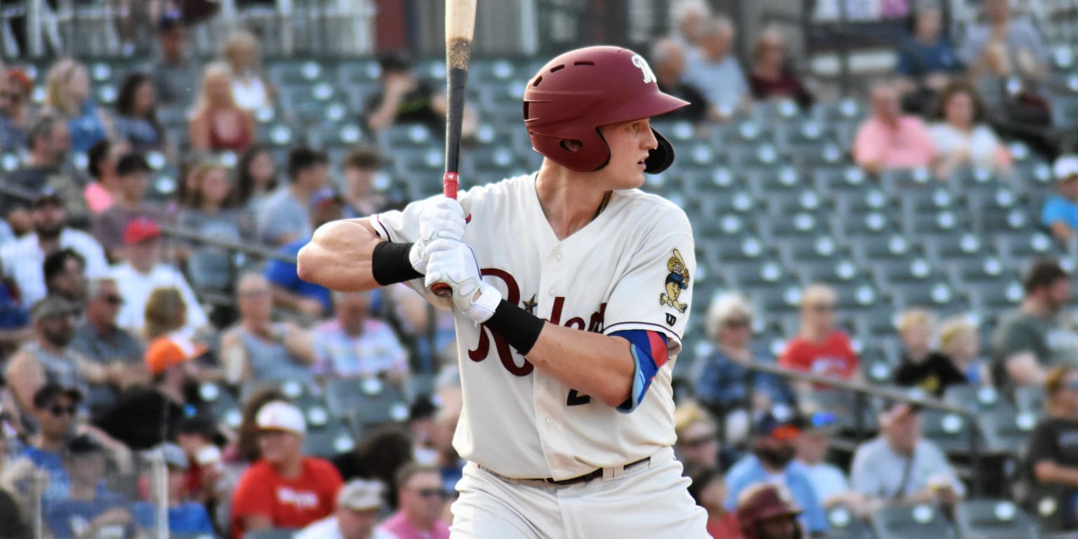 Sam Huff hits 511 foot homer