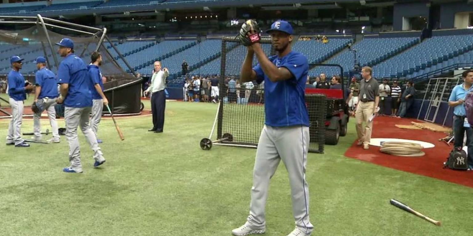 Alcides Escobar shows off his uncanny impressions of the Royals