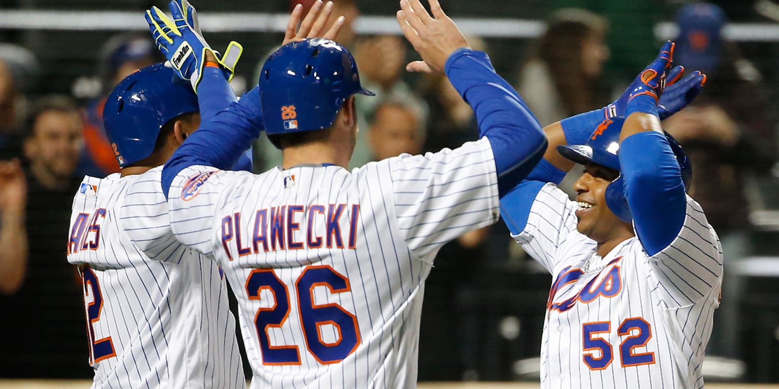 Yoenis Cespedes' home run leads Mets to Opening Day win