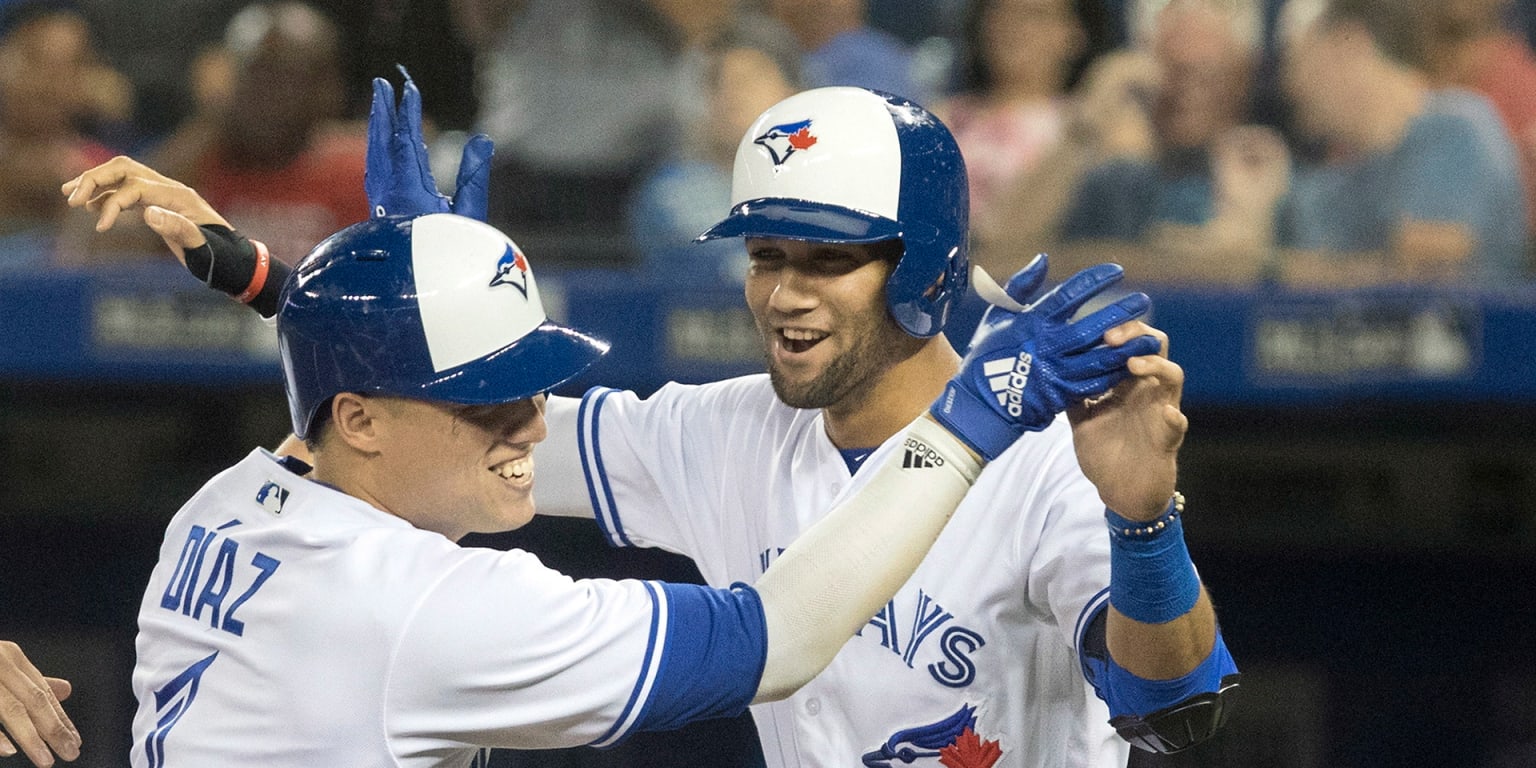 Tellez hits 2 HRs against former team, Brewers top Jays 10-3
