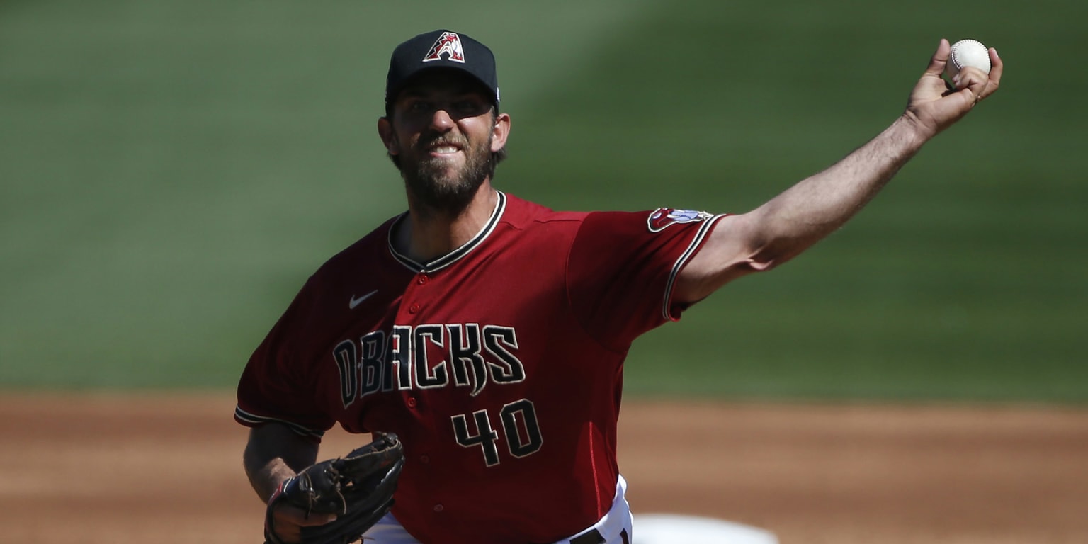 Giants' Madison Bumgarner scratched from spring start