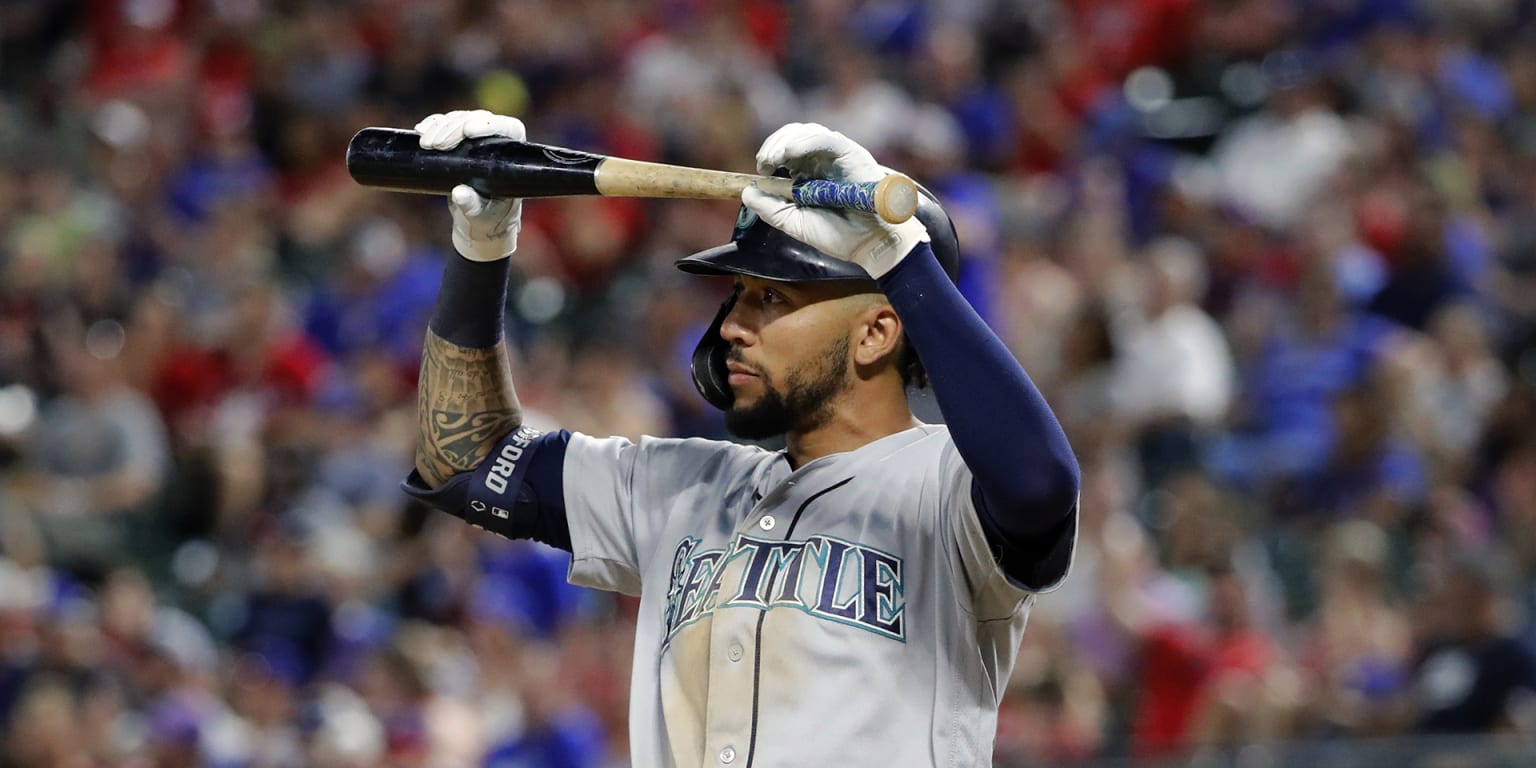 Mariners are content to rebuild for future