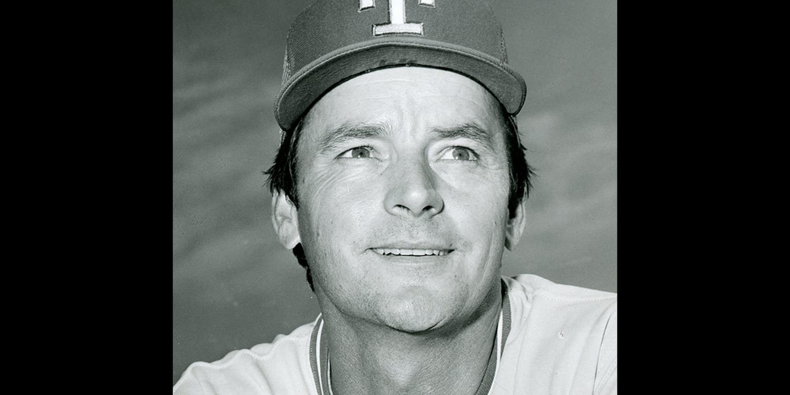 Former pitcher Jackie Brown dies at age 73
