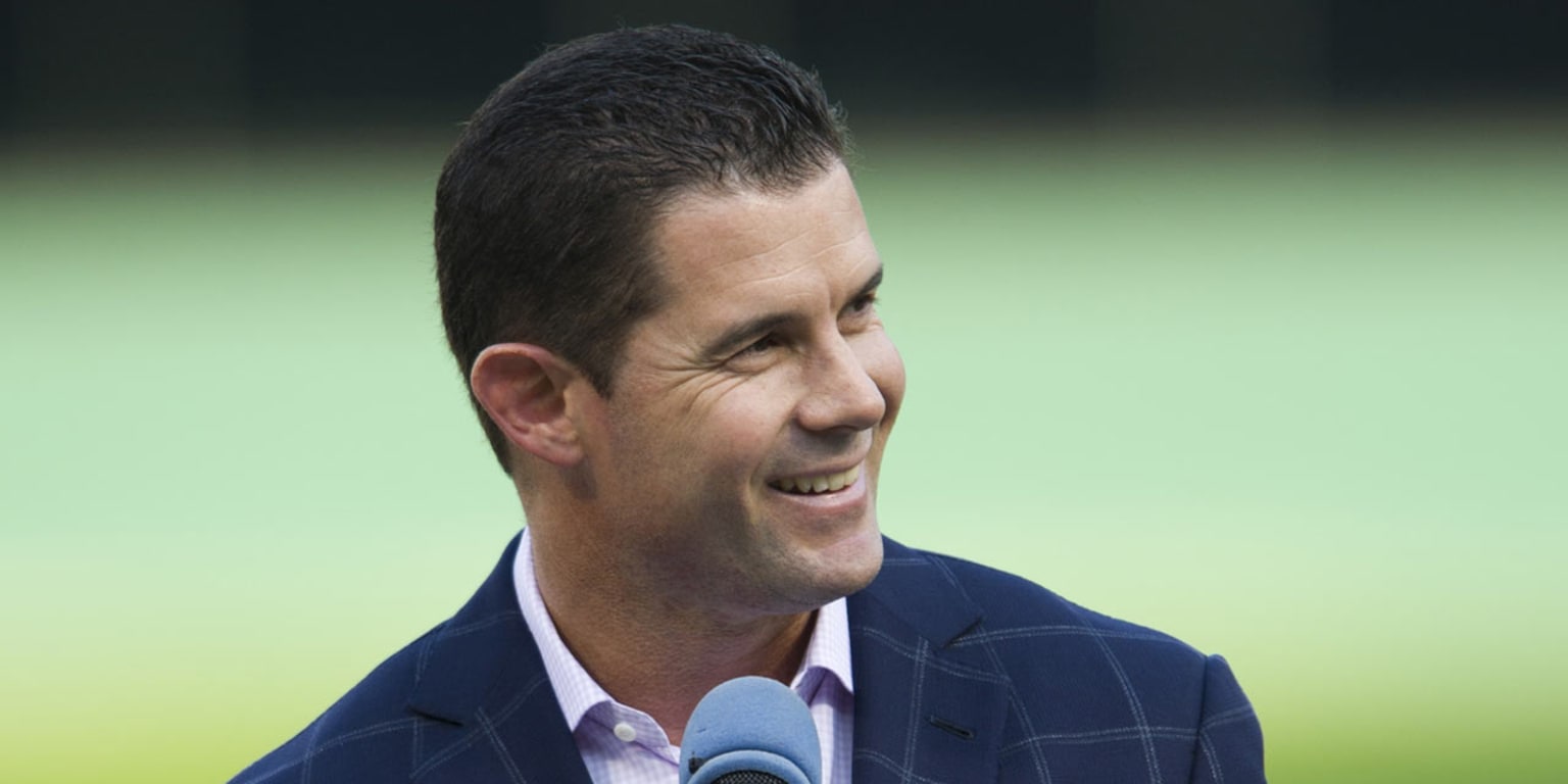 Michael Young honored by ex-Rangers players