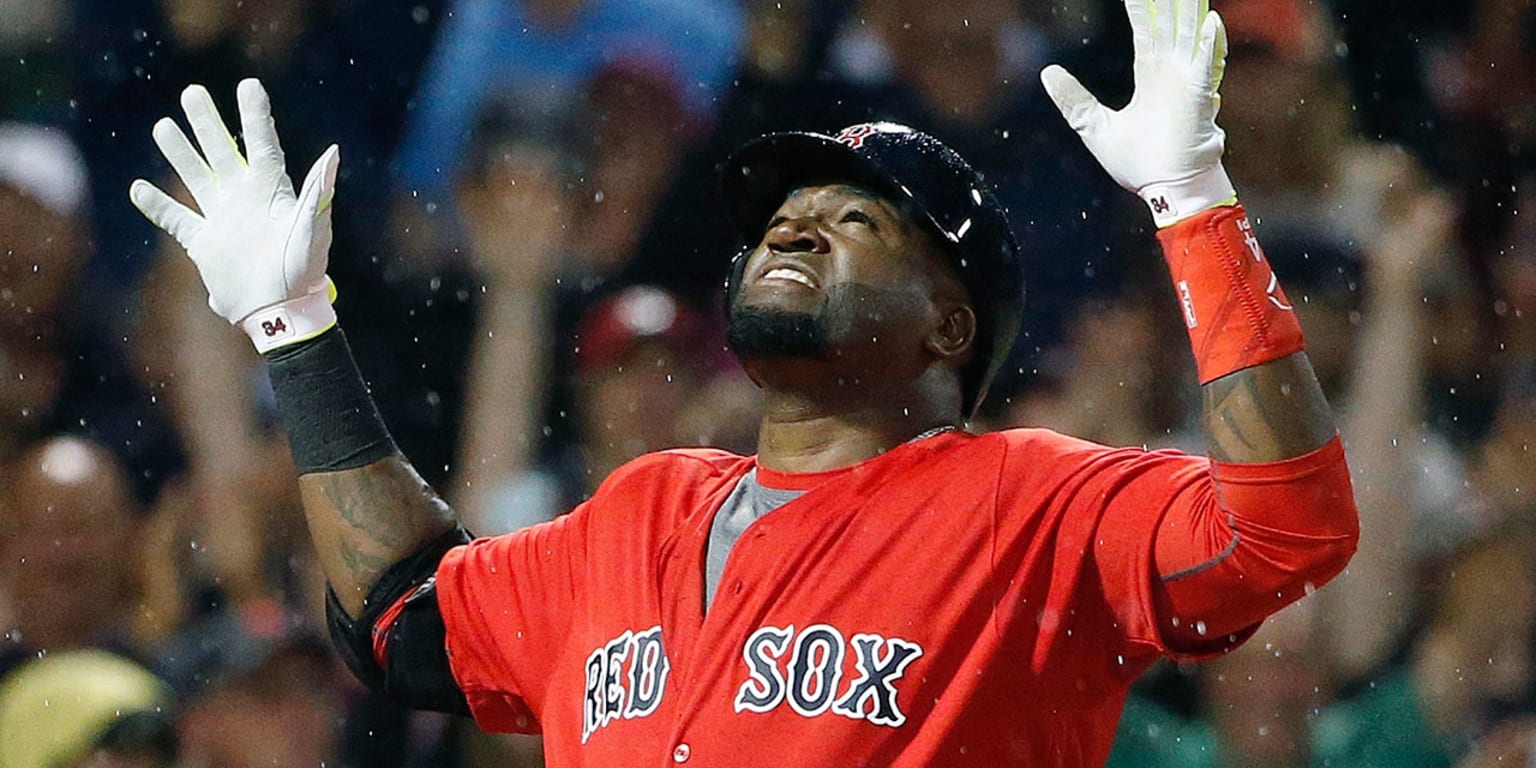 Big Papi's milestone clout tops Friday's GIFs