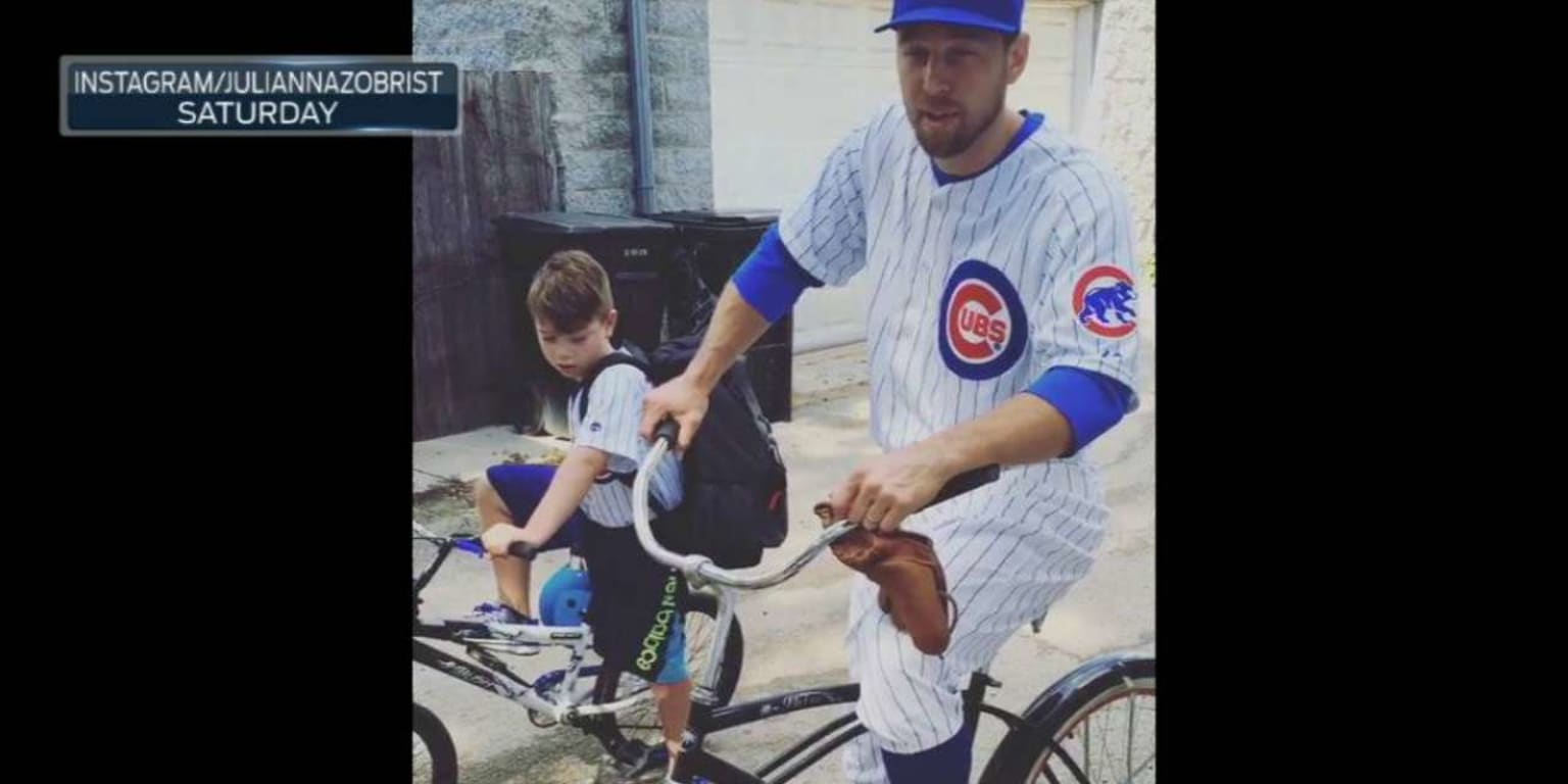 Cubs' Ben Zobrist Rides To Wrigley In Uniform, Lives Out Childhood
