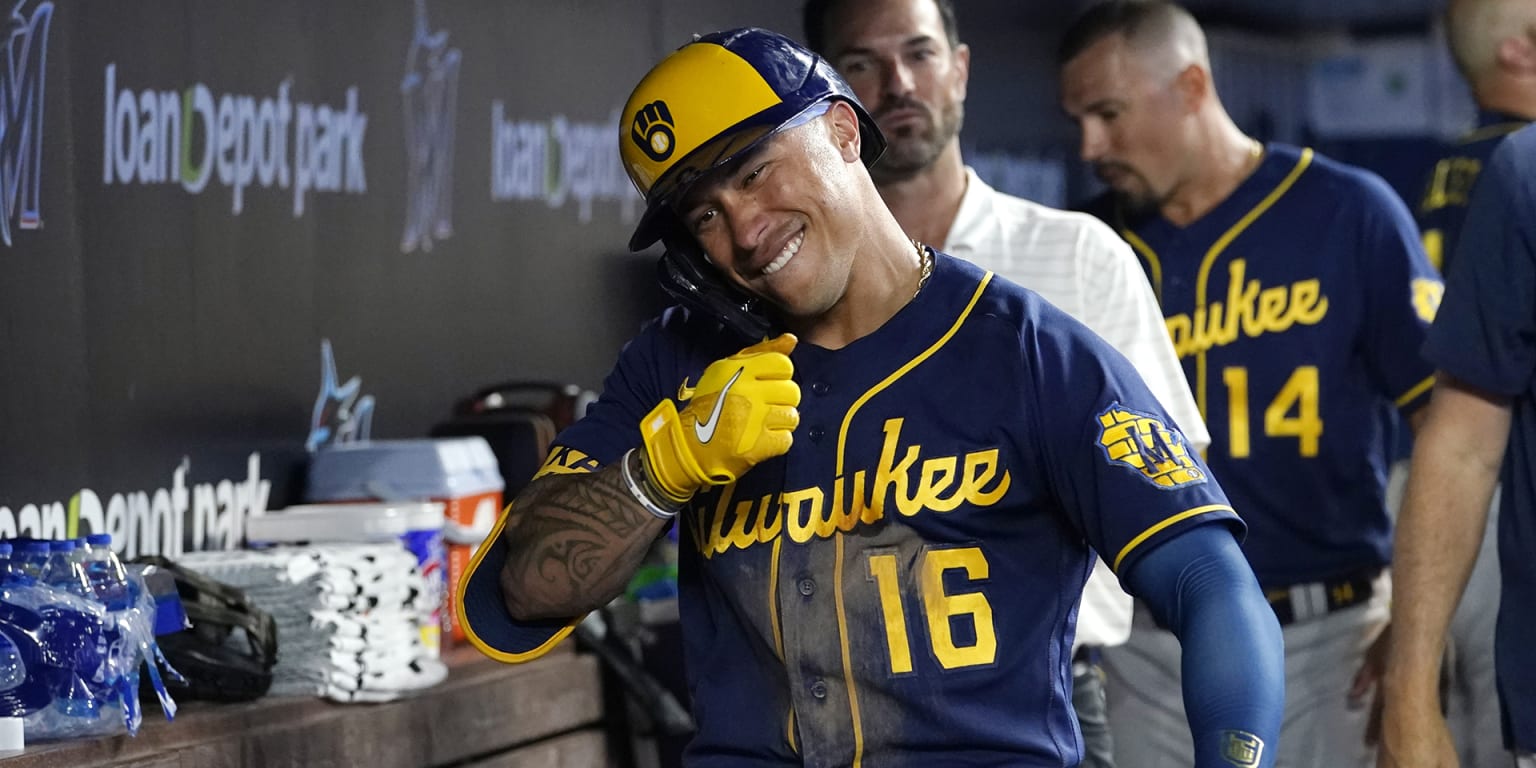 Brewers: Kolten Wong Providing Much Needed Spark