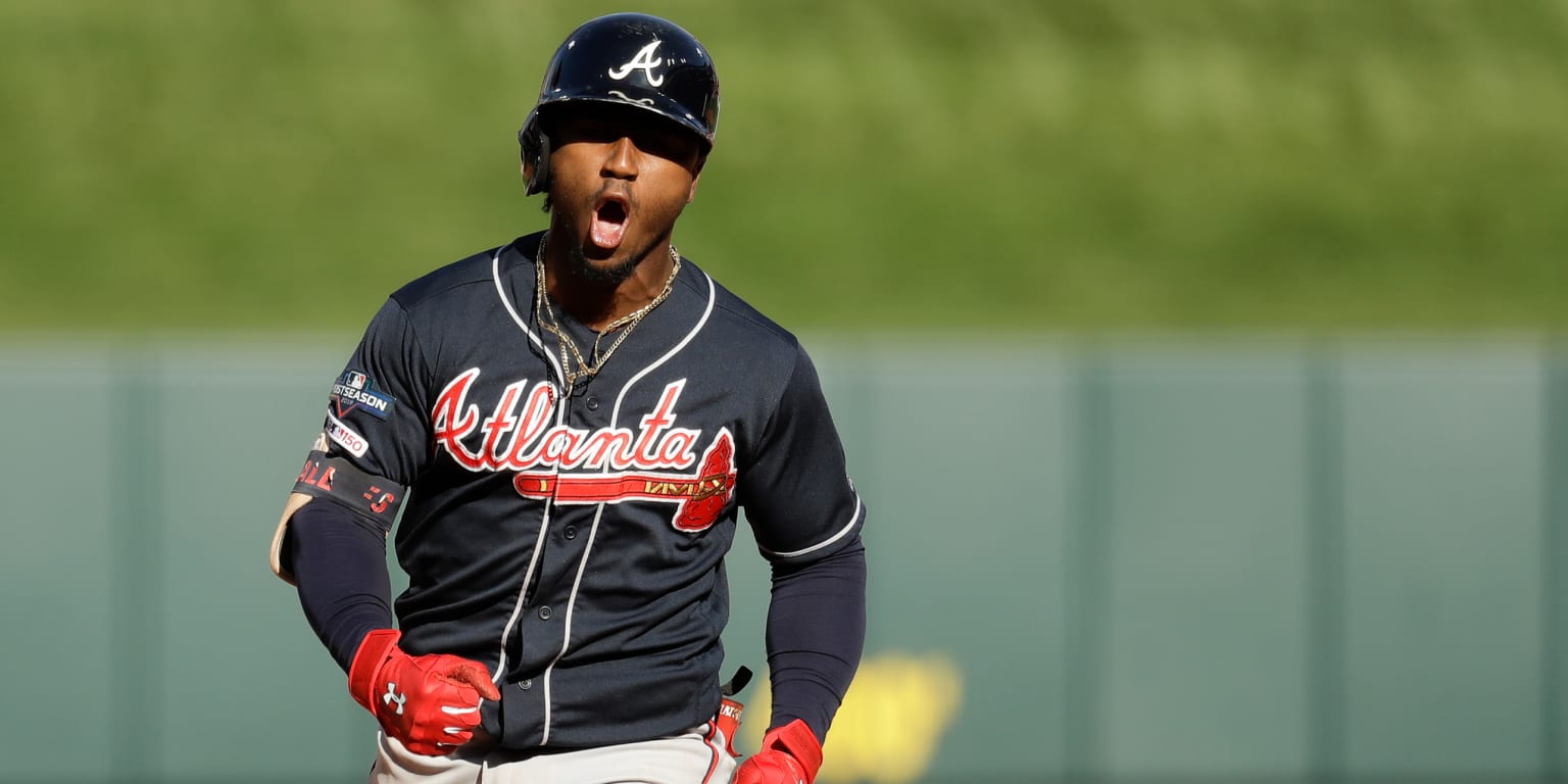 Atlanta Braves: Ozzie Albies Should Stop Switch Hitting