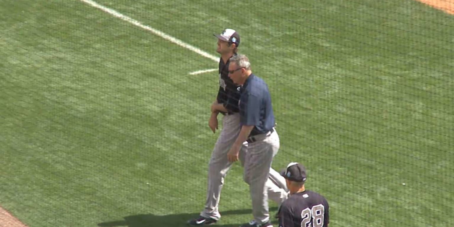 Yankees' Andrew Miller resumes pitching