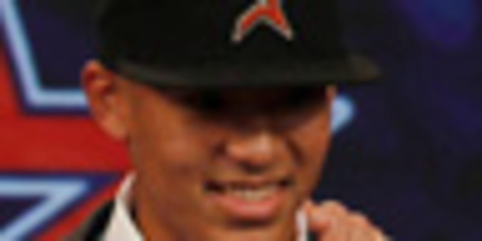 Smile Texas - Houston Astros shortstop Carlos Correa and