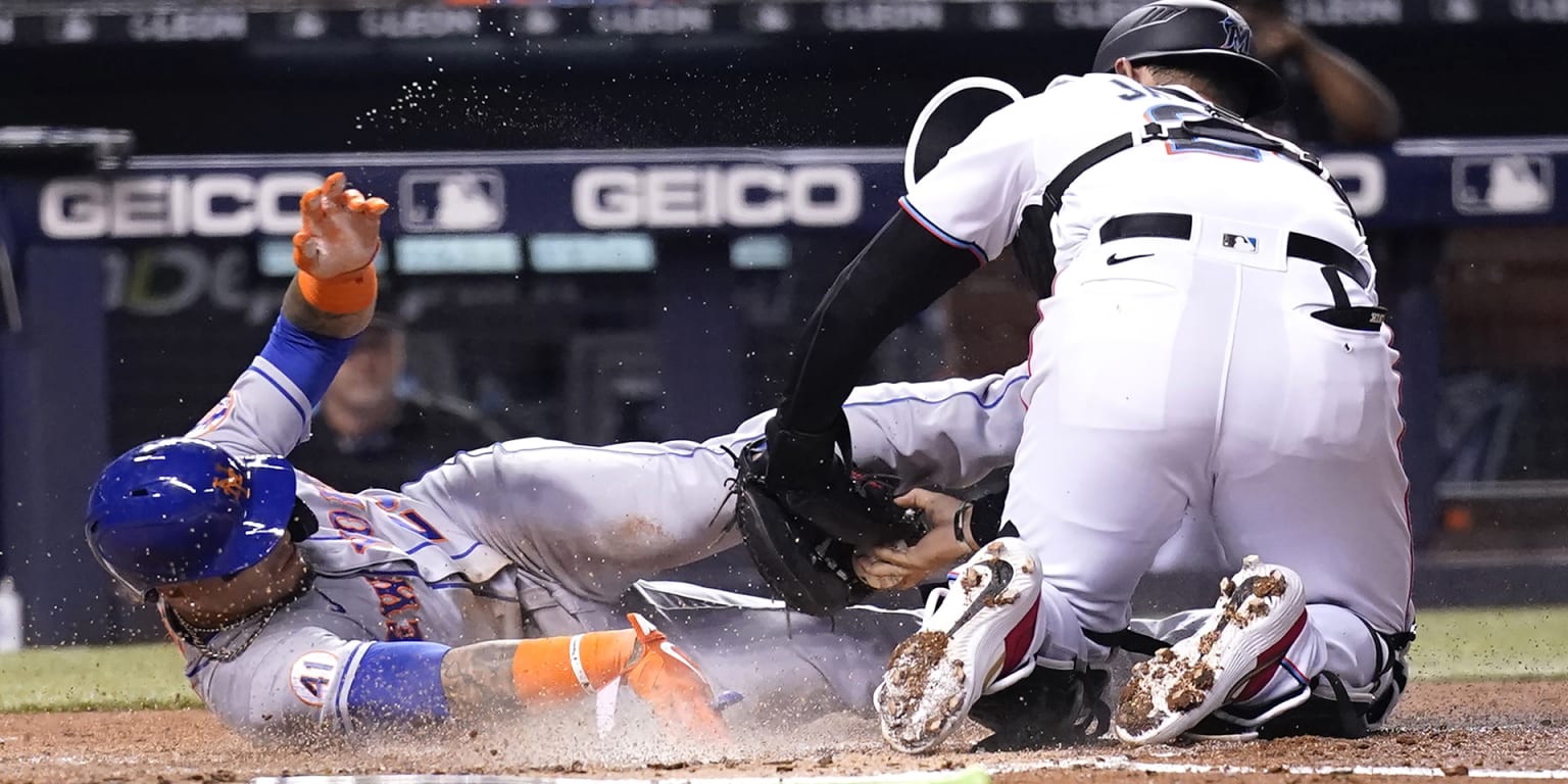 Mets' Javier Baez shows game-changing ability in key win over Marlins:  'He's a special player' 