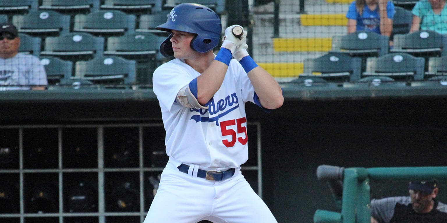 Kenosha's Gavin Lux crushing AAA pitching; Dodgers soon?