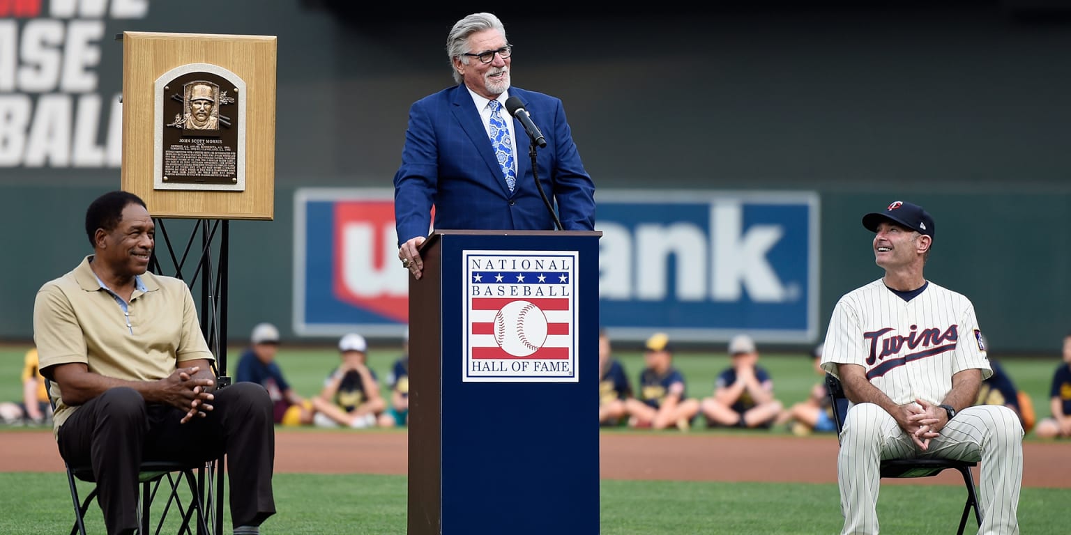 Jack Morris honored with pregame ceremony