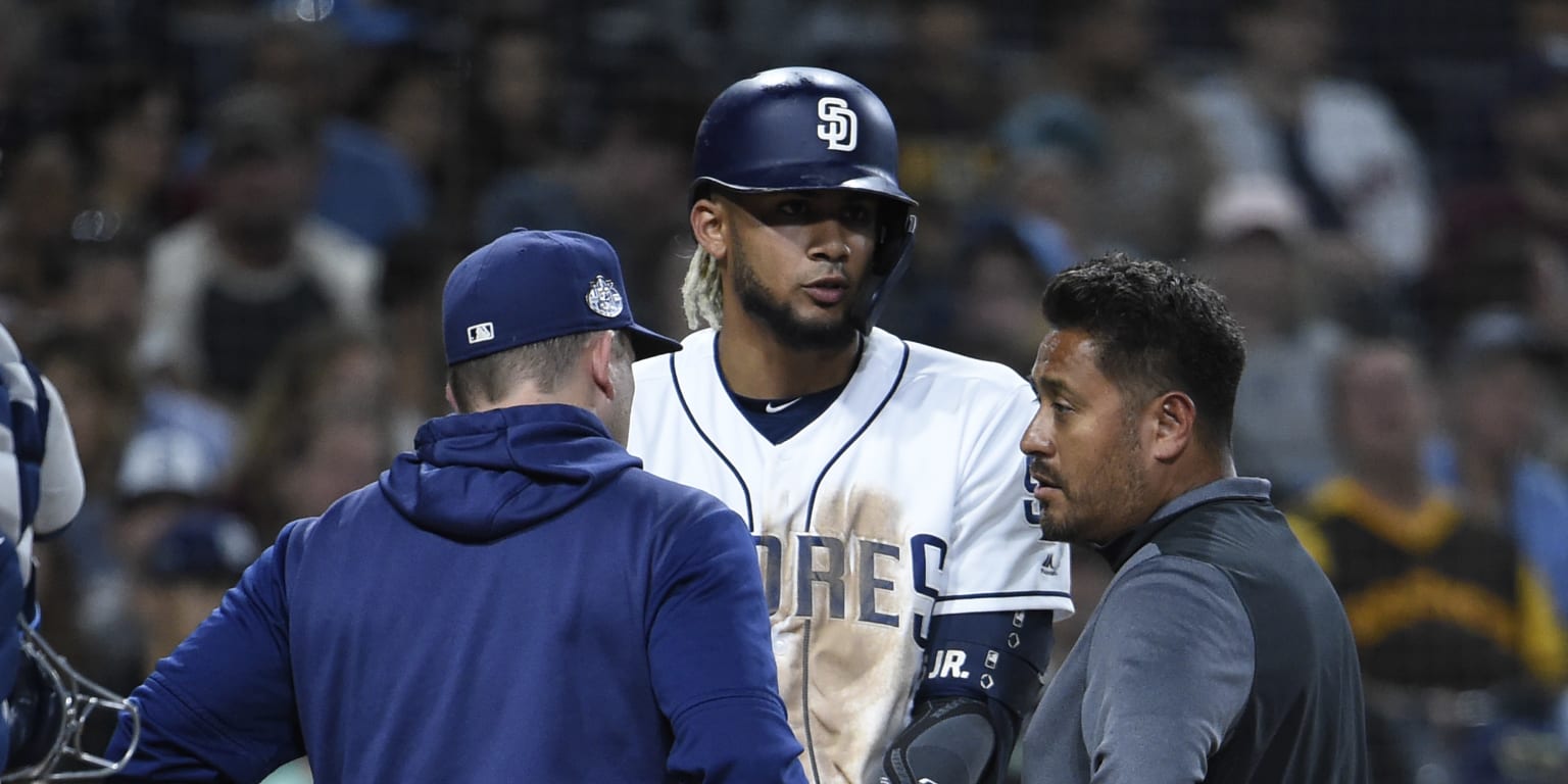 Fernando Tatis Jr. injury: Padres SS removed from Tuesday's game