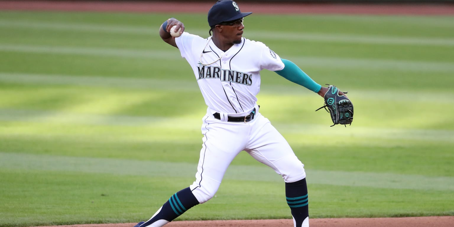 Mariners Reinstate OF Kyle Lewis from the 10-Day Injured List