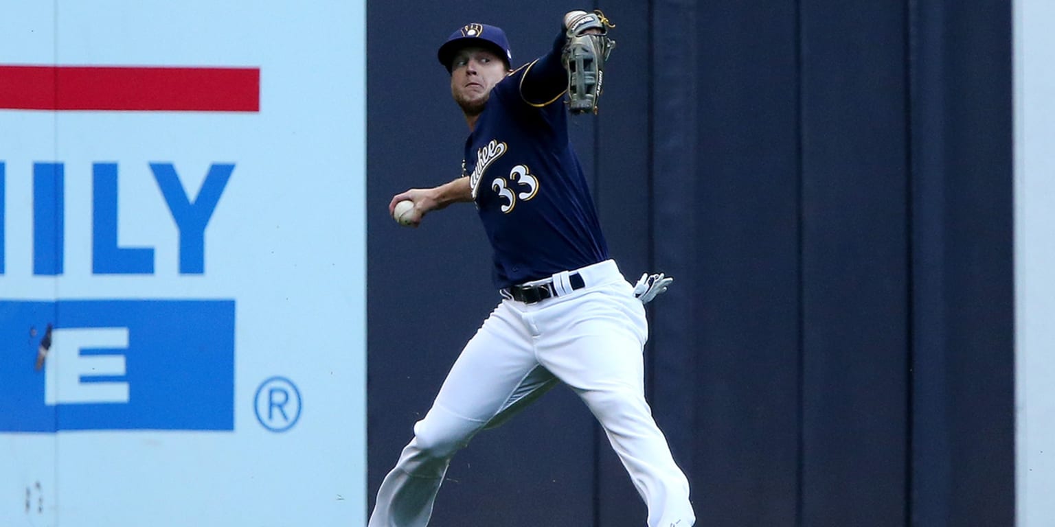 Milwaukee Brewers' Travis Shaw making parents proud