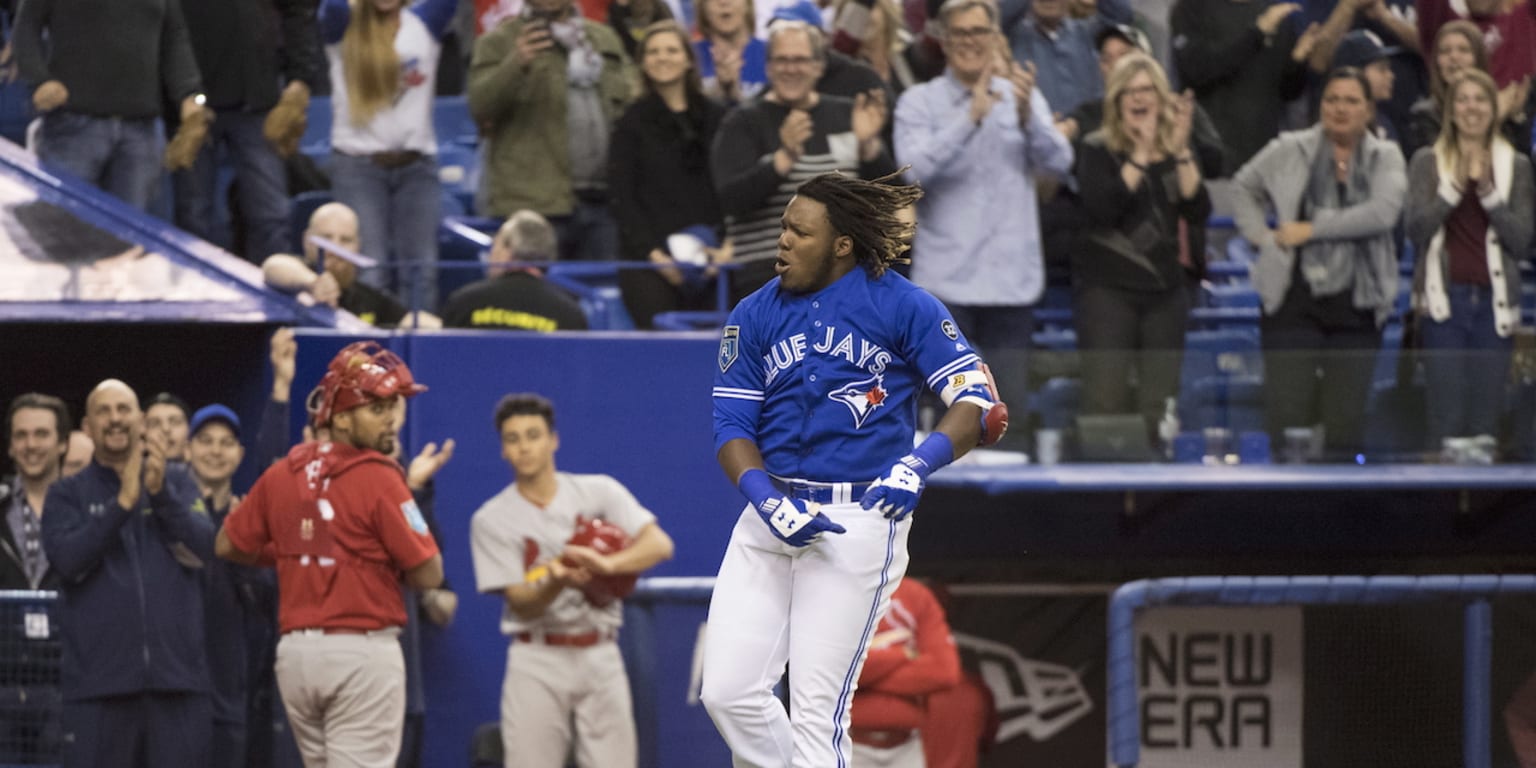 Wearing his dad's No. 27, Vladimir Guerrero Jr. received a hero's welcome  at Olympic Stadium