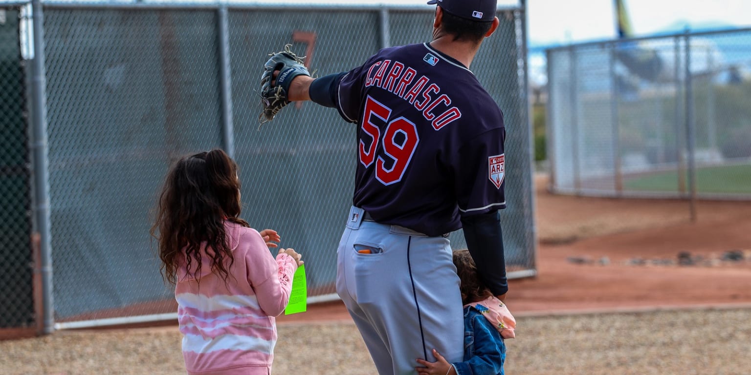 Carlos Carrasco's daughter, Camila, supports dad during Stand Up To Cancer  ceremony