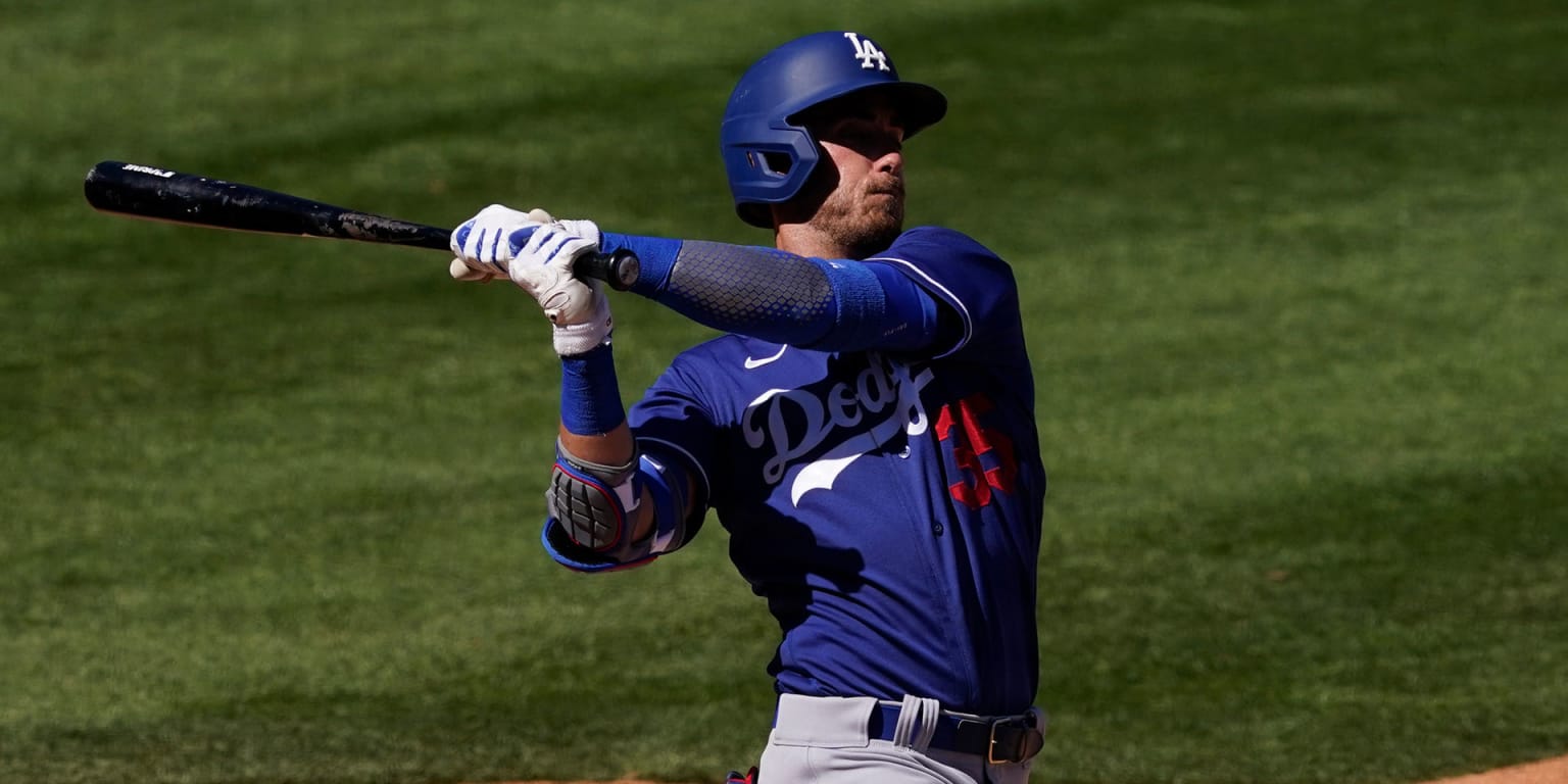Former Dodger Cody Bellinger returns to L.A. with Cubs feeling healthy,  confident