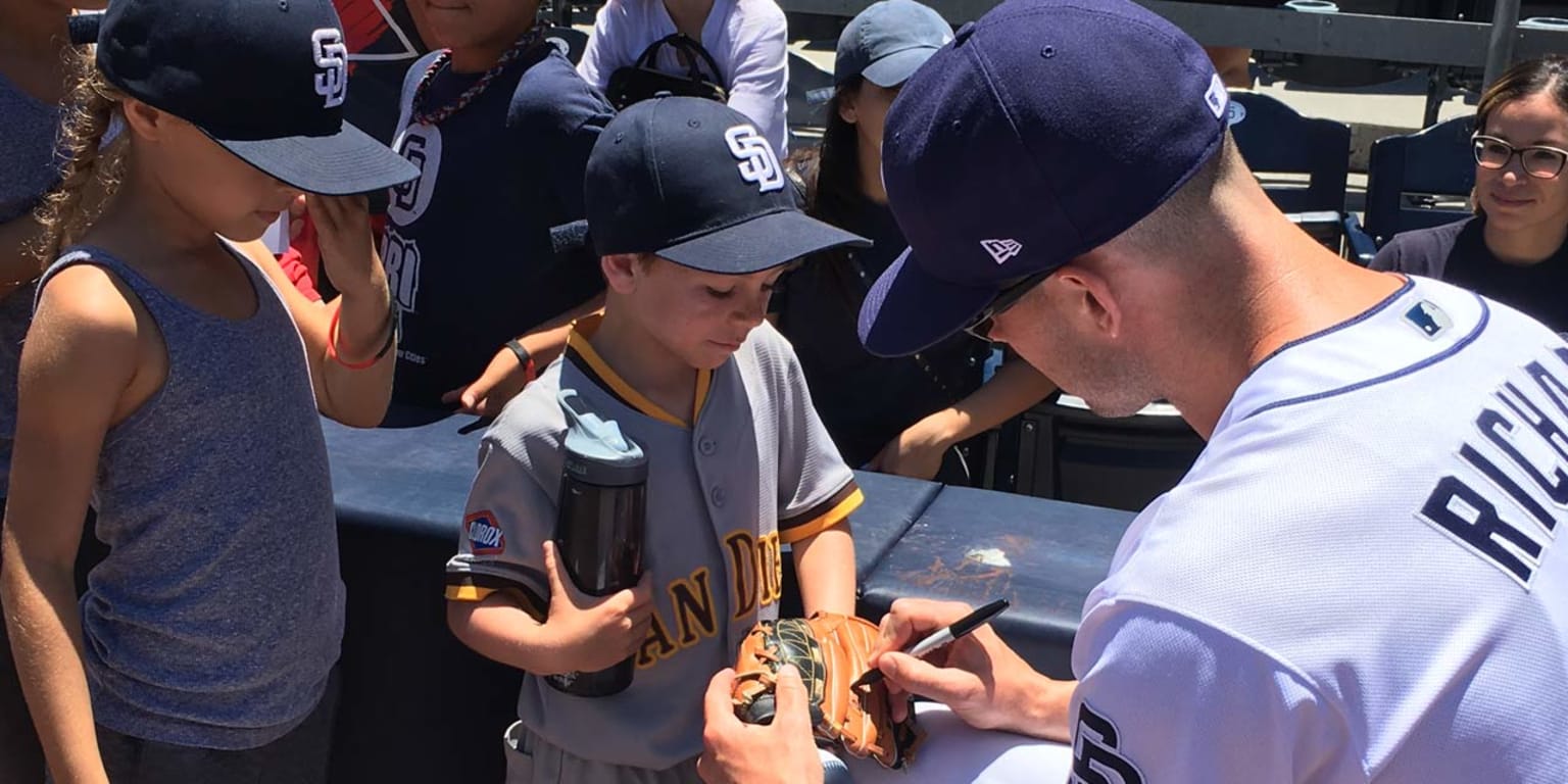 Hats and Tats: A Lifestyle: April 9- Milwaukee Brewers