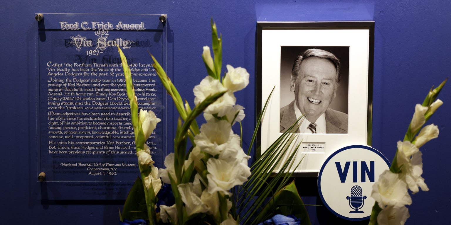 Vin Scully tribute set for Dodgers game Tuesday night - CBS Los Angeles