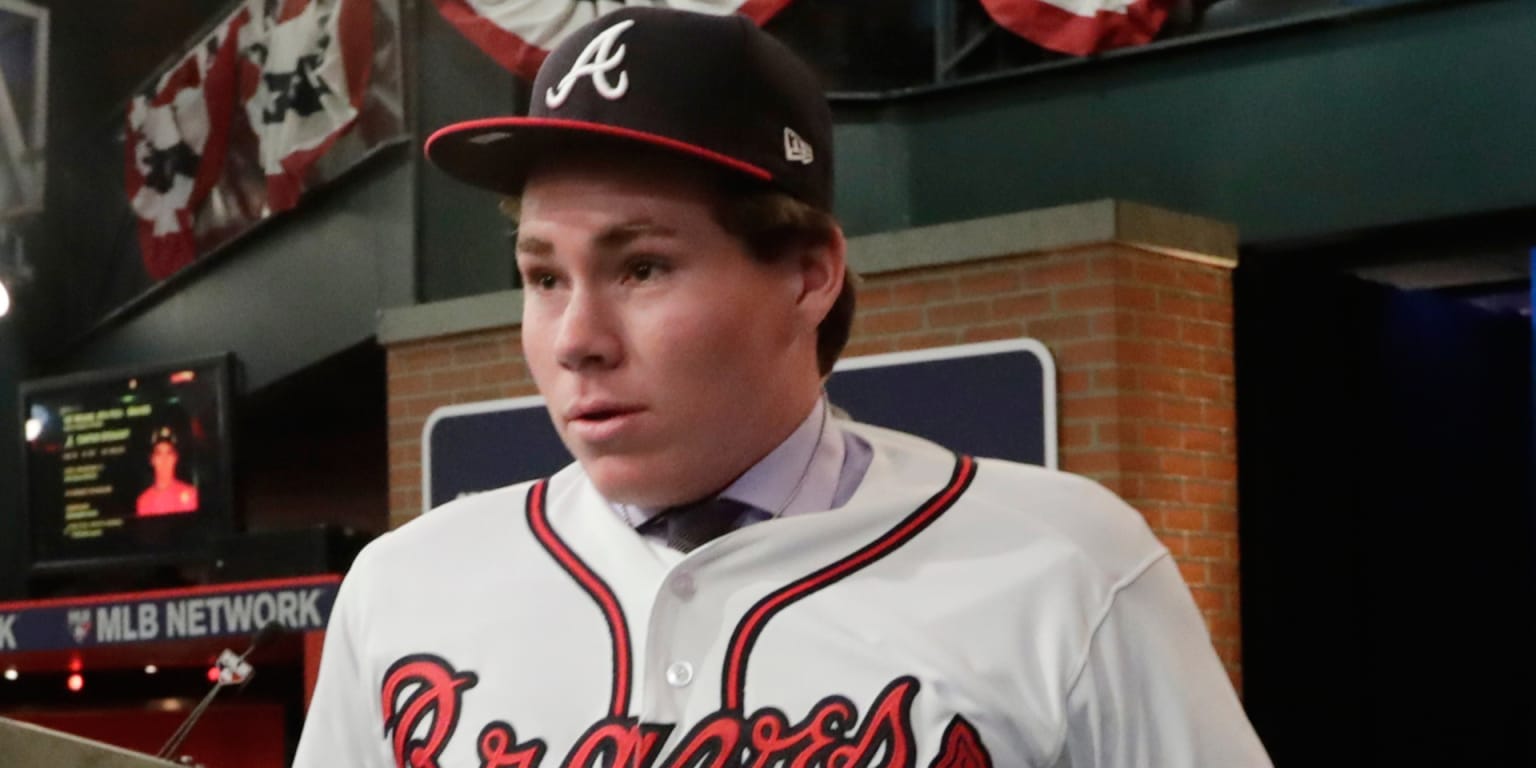 MLBPA Files Grievance for Braves Draft Pick Carter Stewart to Be